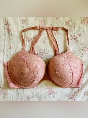 Victoria's Secret Lace Push-Up Bra in Blush Pink 38DD